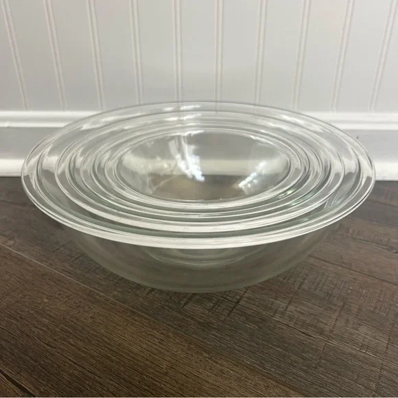 Vintage Pyrex Clear Glass Nesting Mixing Bowls Complete Set - Picture 4 of 9